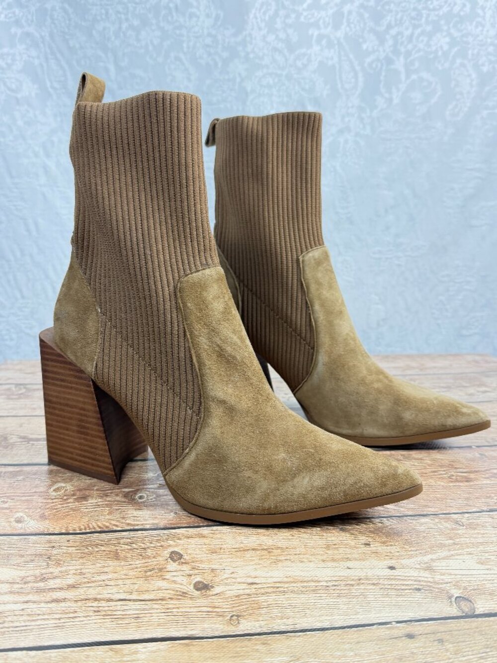 Steve Madden Women's 10 Tan Suede Sock Ankle Boots Chunky Block Heel NEW